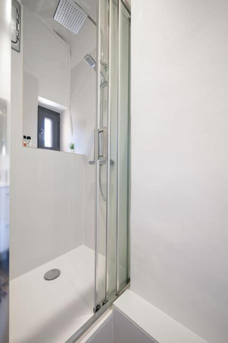 Appartement F3, 2 Chambres, 80M2 Ница Екстериор снимка